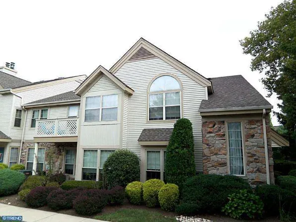 102 Foxmeadow Dr Building 1, Royersford, PA 19468