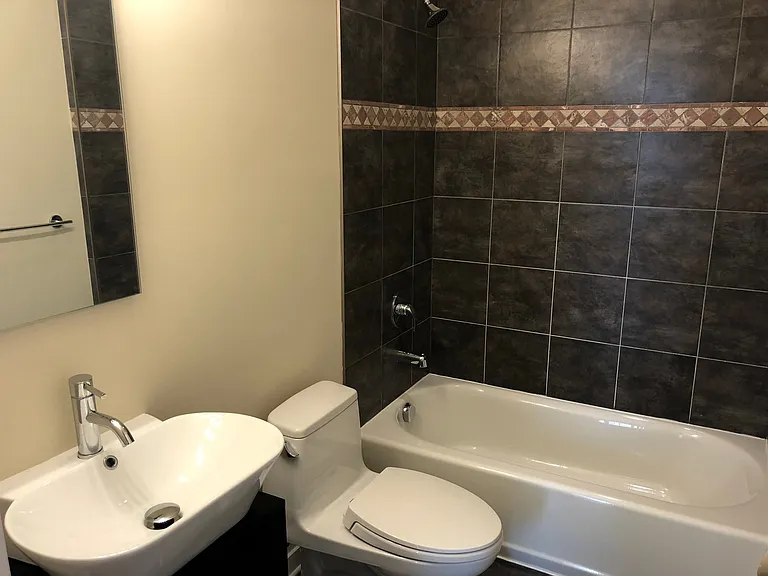 1444 W Morse Ave #5C — Photo 12