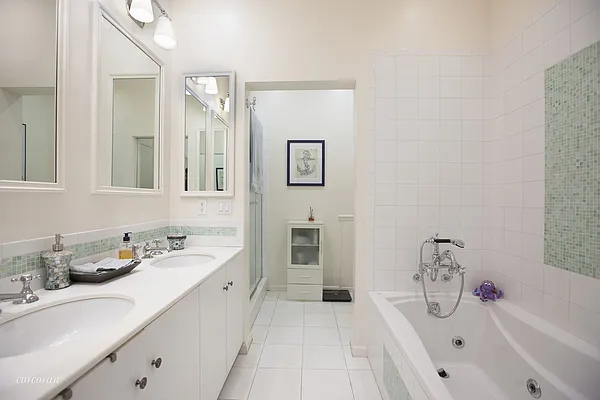 Rented by Corcoran | media 27