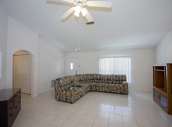 5th image of 230 Bird Of Paradise Dr