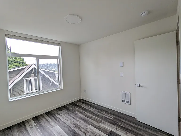 33 W Etruria St — Photo 40