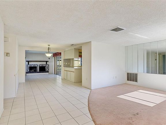 2nd image of 12217 Meadowbrook Ln