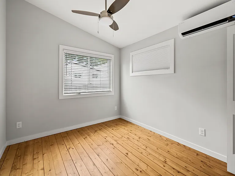 107 Lager Ln — Photo 11