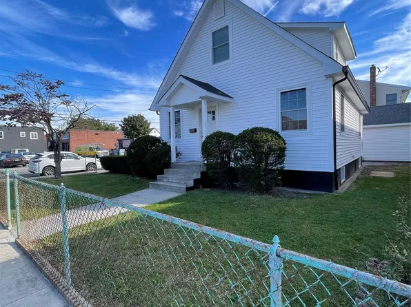 333 Meacham Ave, Elmont, NY 11003