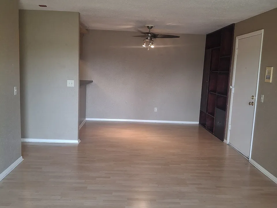 2430 Independence Ln #103