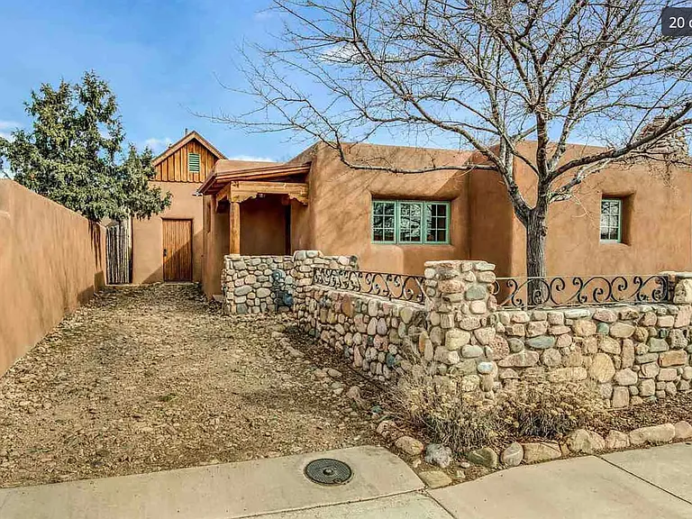 551 Onate Pl — Photo 2