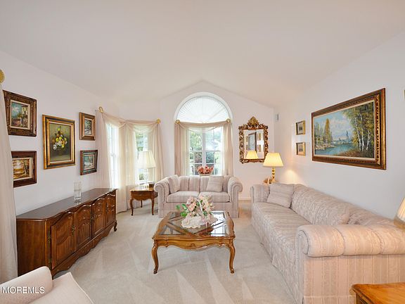 5th image of 2911 Rock Hill Lane
