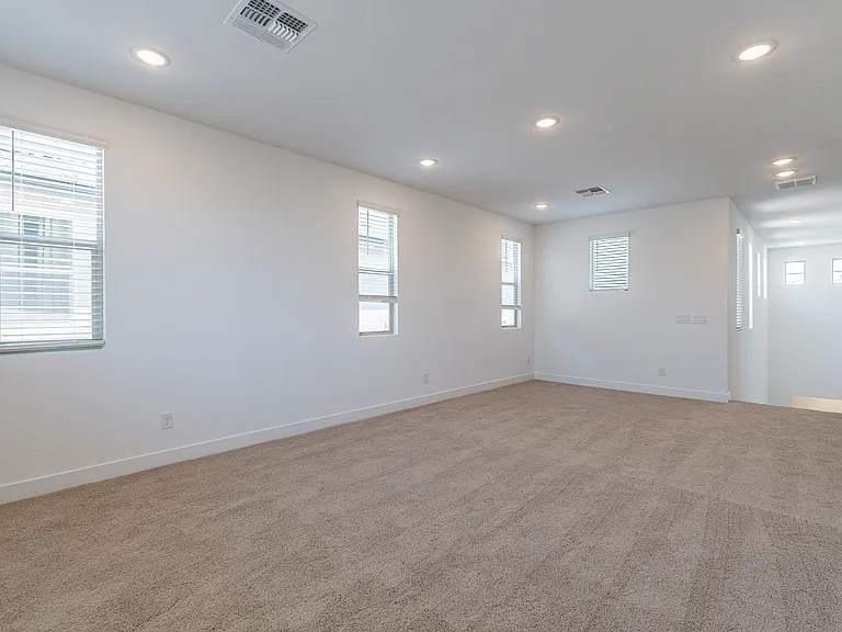 12010 W Luxton Ln — Photo 34