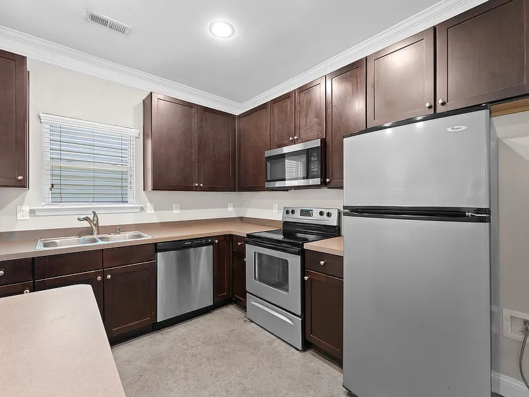 1410 Clover Blossom Way — Photo 20