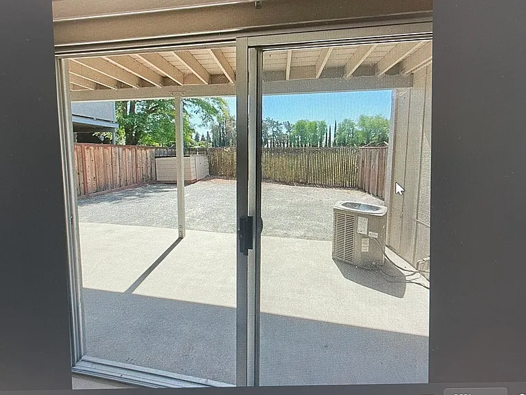 1079 Mohr Ln #D13 — Photo 26