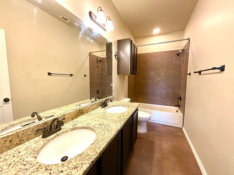 2575 Pahmeyer Rd — Photo 27