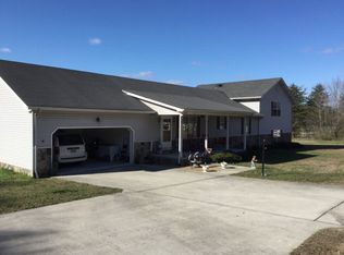 136 Furnace Creek Rd, La Fayette, GA 30728