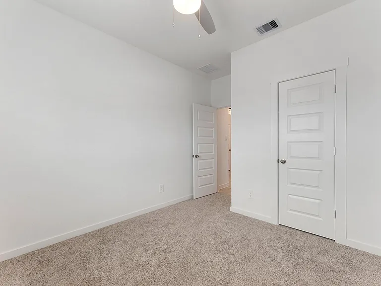 31730 Carlisle Cove Ct — Photo 26