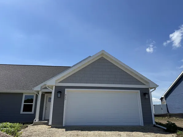 317 Orchid Ave, Stoughton, WI 53589