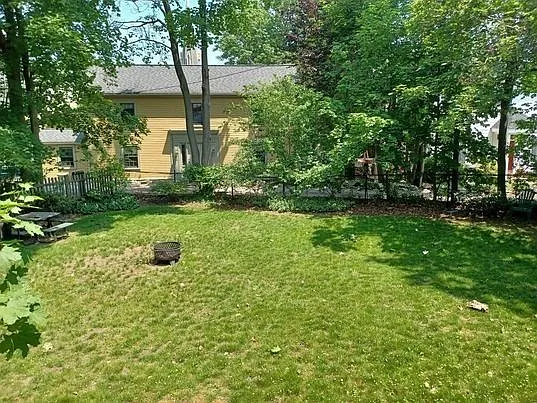 17 Burroughs St #3 — Photo 10