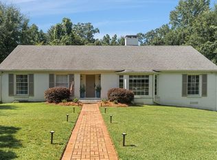 15-715 W 15th St, Laurel, MS 39440