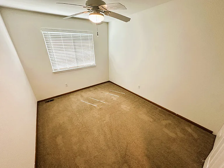 10542 Holyoke Dr — Photo 17