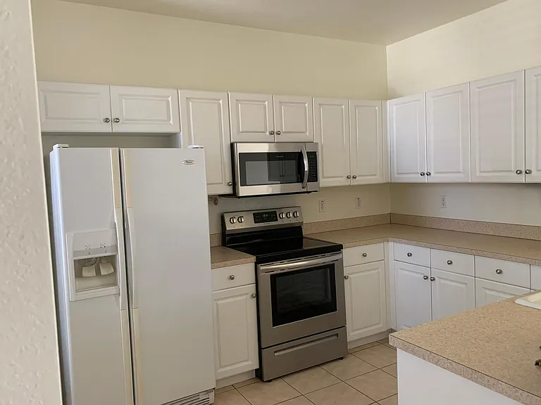 4280 Avian Ave — Photo 8