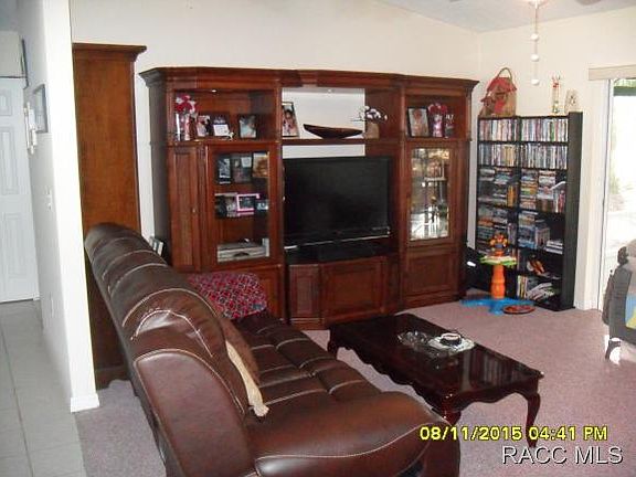 2nd image of 1428 W Lorraine Dr