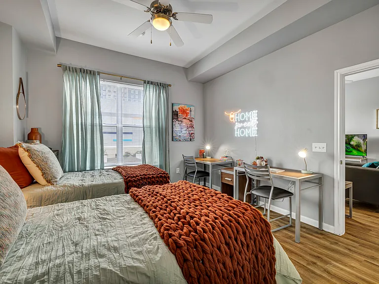 The Quarters Grayson House (Student Housing - Rent by the Bed) — Photo 80
