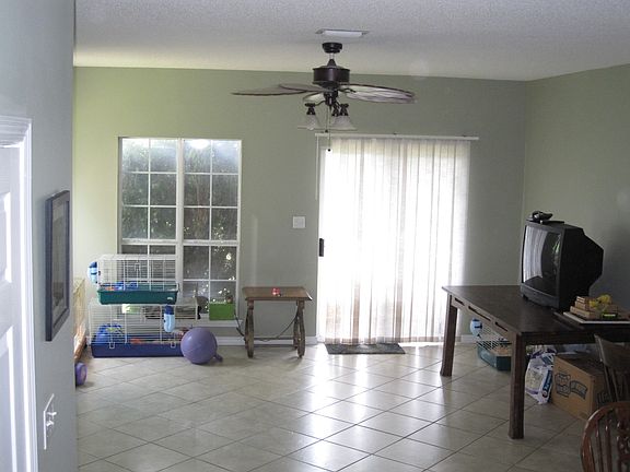2nd image of 2733 Bay Club Dr