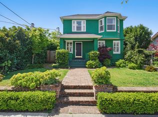 215 Arundel Rd, Burlingame, CA 94010