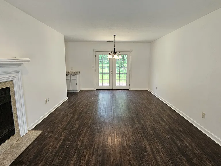 5603 Windy Willow Dr — Photo 12