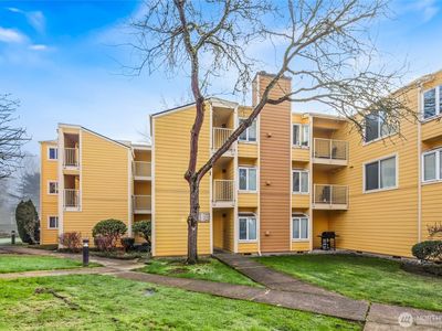 7386 W Lake Sammamish #2-302, Redmond, WA, 98052