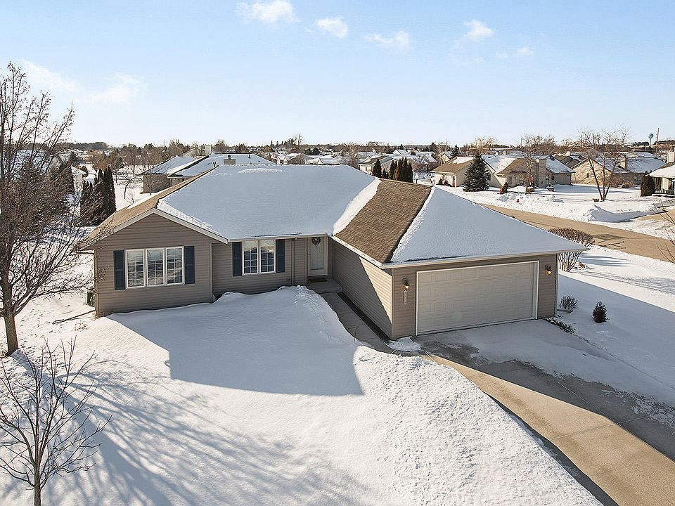 1st image of 139 River Meadows Ln