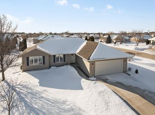139 River Meadows Ln, Sheboygan Falls, WI 53085