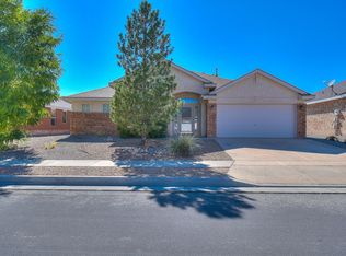 10209 Wickenburg St NW, Albuquerque, NM 87114