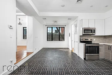 Rented by Rennit Inc.