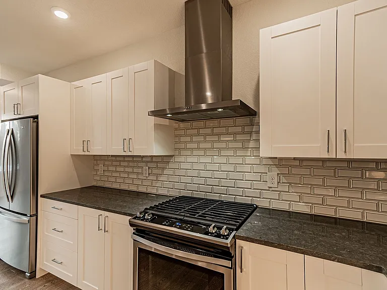 2853 W 23rd Ave #3 — Photo 4