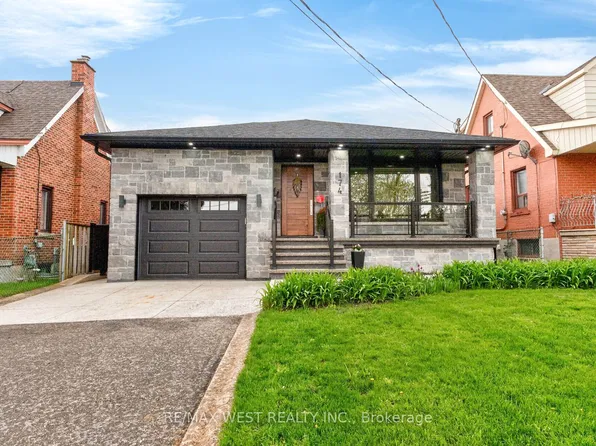 174 Cornelius Pkwy, Toronto, ON M6L 2K9