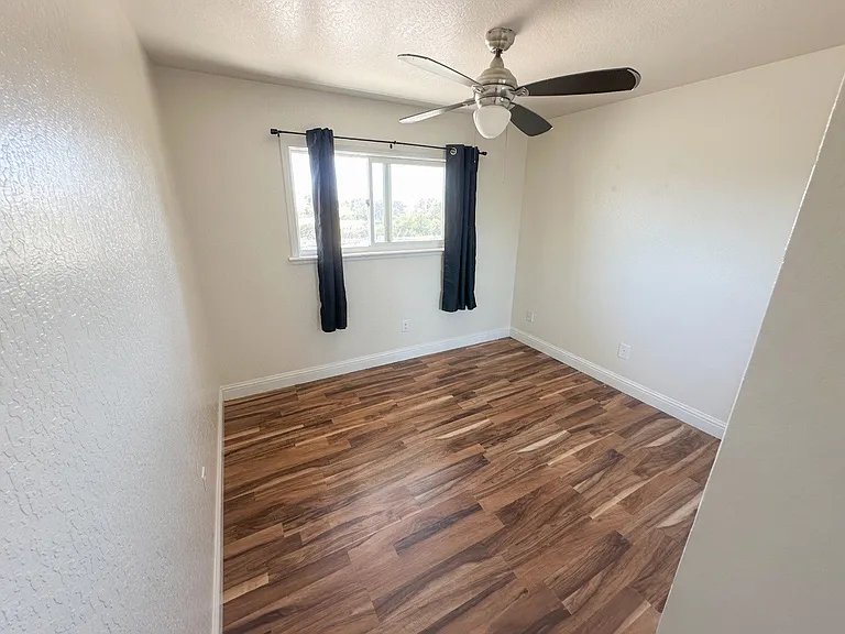 640 S 2nd St #3 — Photo 7