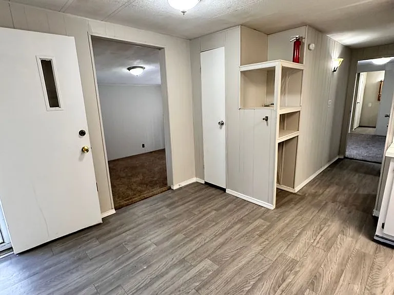 6728 San Luis Obispo Ave NE — Photo 9