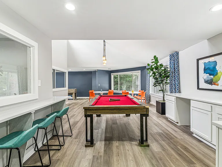 Elliot Norcross — Photo 22