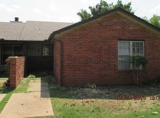 13818 Crossing Way E, Edmond, OK 73013