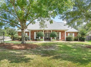 215 Lansdowne Dr, Slidell, LA 70461