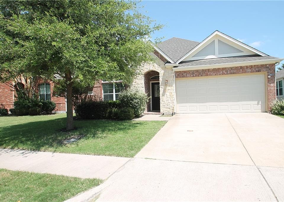 1st image of 2209 Lanshire Dr