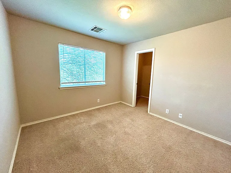 522 Cattle Ranch Dr — Photo 8