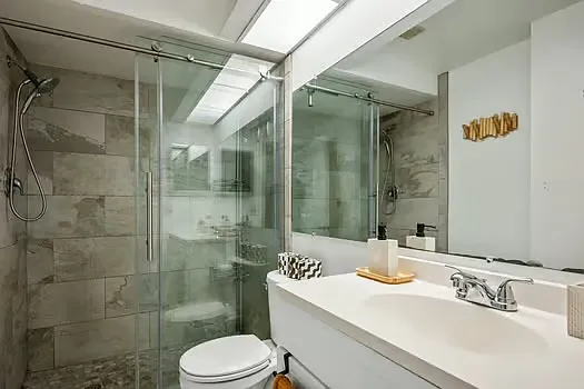 33 Cove Rd #33 — Photo 24