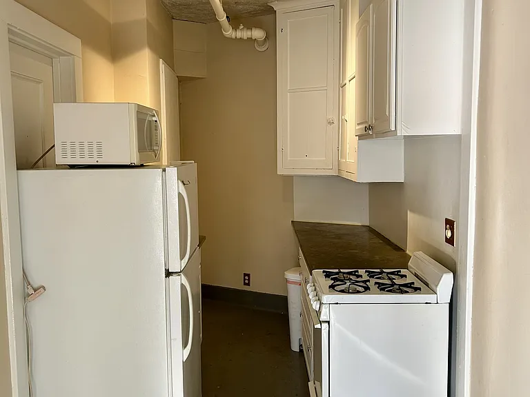 652 South Ave #6 — Photo 8