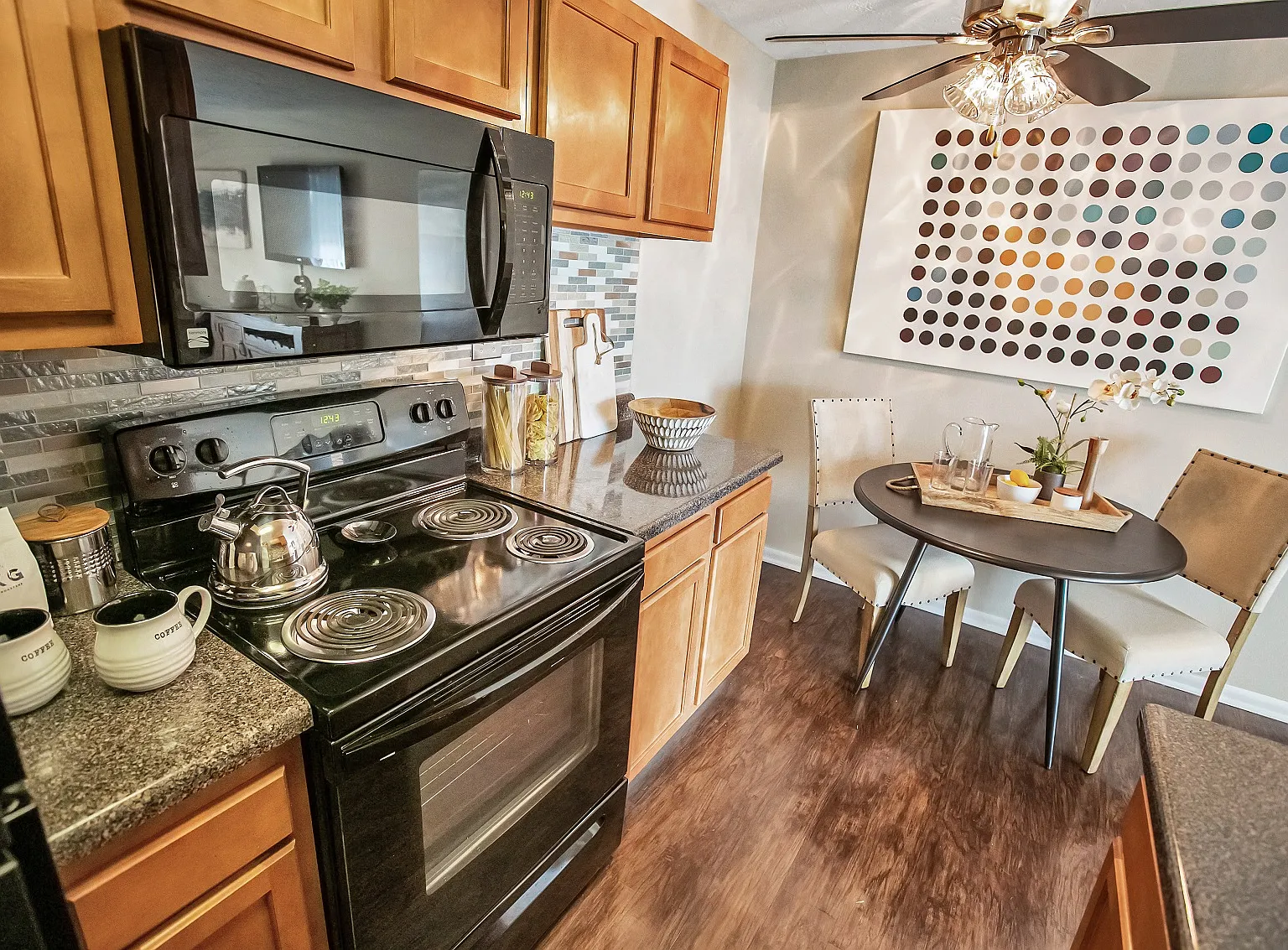 Solon Club Apartment Homes — Photo 4
