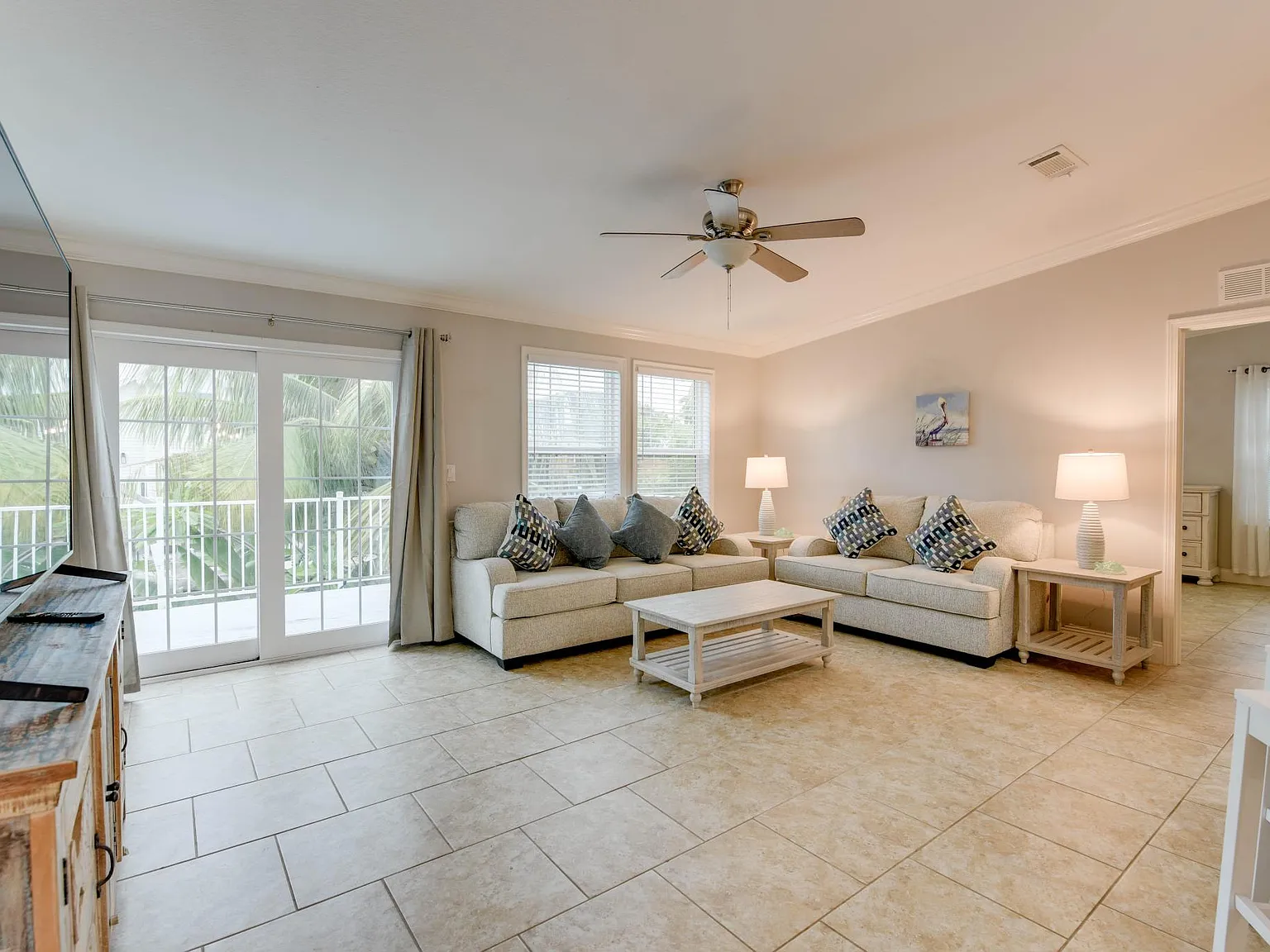 3 bed, 1500 sqft, $7,000 — Photo 4