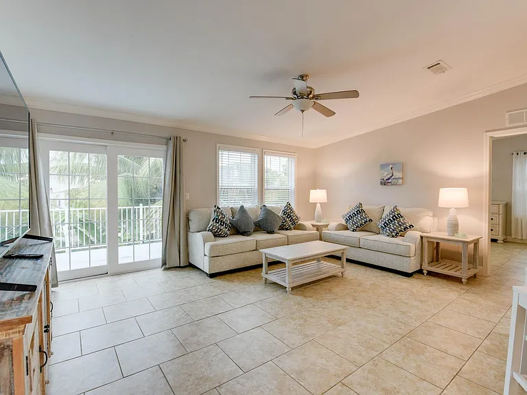 Living area with queen pull-out bed