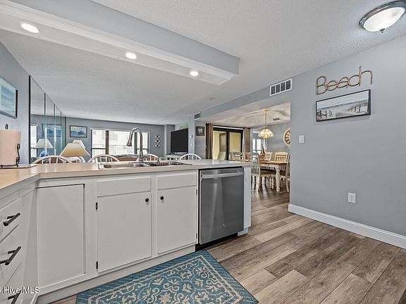 3rd image of 1505 Salter Path Road #124