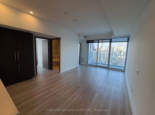 17 Bathurst St #4510, Toronto, ON M5V 2N9