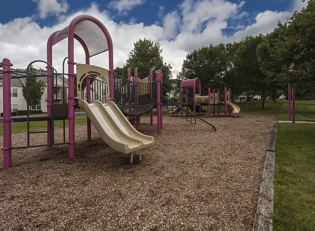 Chestnut Pointe Apartments — Photo 18