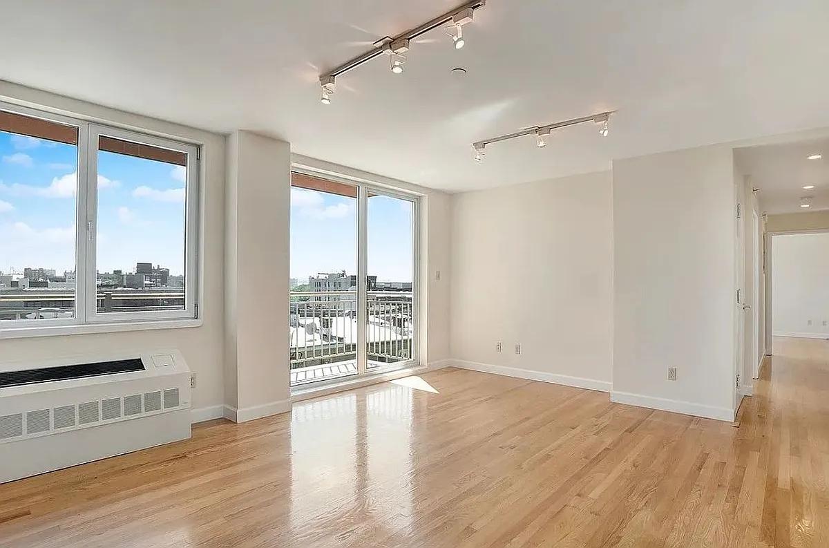 Building Photo - 574 4th Ave #12-A